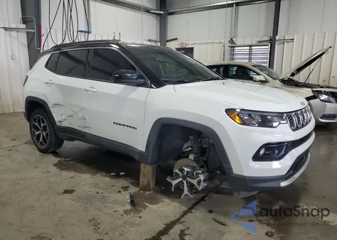 2025 Jeep Compass Limited из США, поврежденный, VIN 3C4NJDCN5ST555033